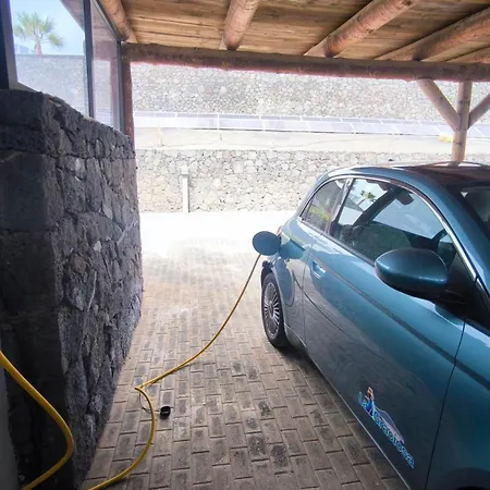 Villa Volcán Con Piscina E Impresionantes Vistas Al Mar, Pádel Y Mini Golf En Montaña Roja