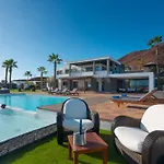 Volcan Con Piscina E Impresionantes Vistas Al Mar, Padel Y Mini Golf En Montana Roja Villa *