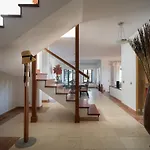Volcan Con Piscina E Impresionantes Vistas Al Mar, Padel Y Mini Golf En Montana Roja Villa