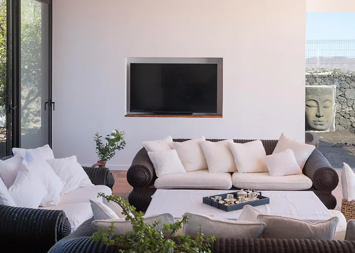 Volcan Con Piscina E Impresionantes Vistas Al Mar, Padel Y Mini Golf En Montana Roja * Πλάγια Μπλάνκα