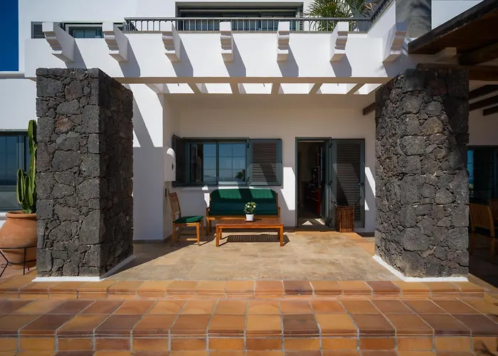 Volcan Con Piscina E Impresionantes Vistas Al Mar, Padel Y Mini Golf En Montana Roja Πλάγια Μπλάνκα