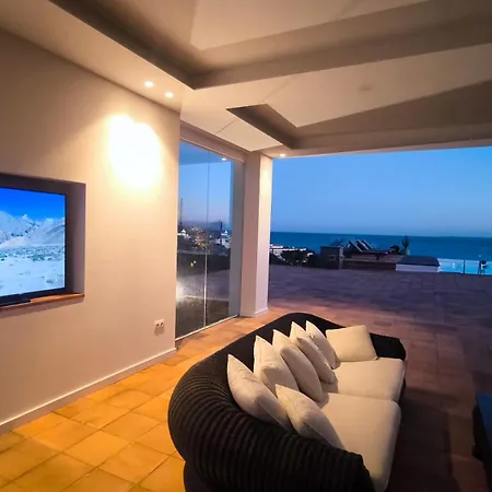 Villa Volcan Con Piscina E Impresionantes Vistas Al Mar, Padel Y Mini Golf En Montana Roja *